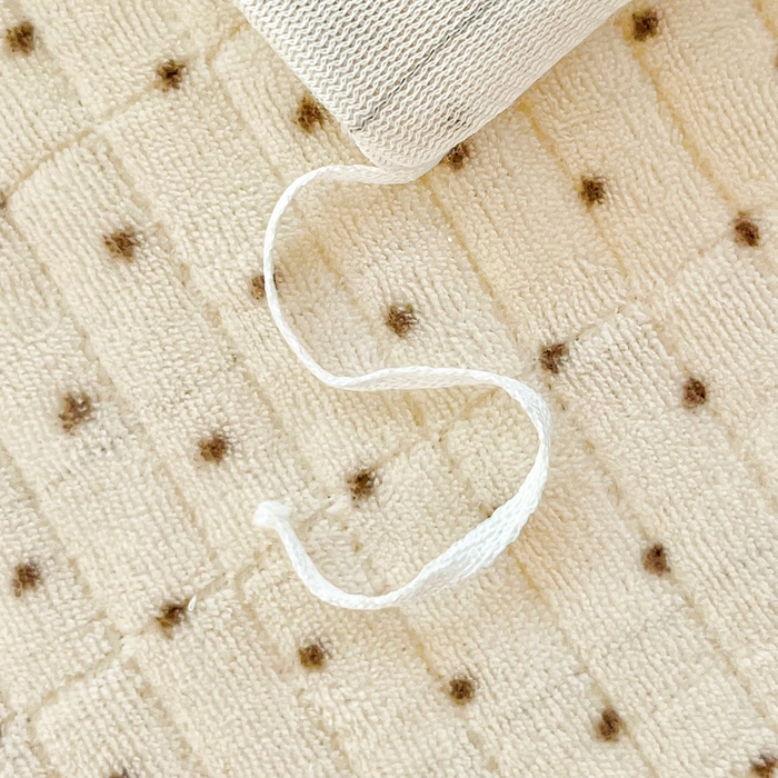 91家纺网 家纺一手货源 找家纺 梦可莱家居 2025新款牛奶绒奶油系列印加绣床盖四件套 奶猫米粒