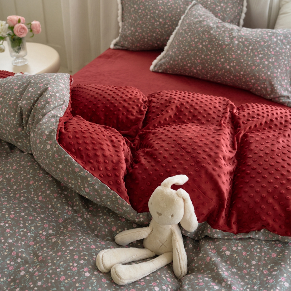 91家纺网 家纺一手货源 找家纺 （总）洋铭区（原狠狠爱） 2025秋冬双层纱毛球球+豆豆绒四件套系列