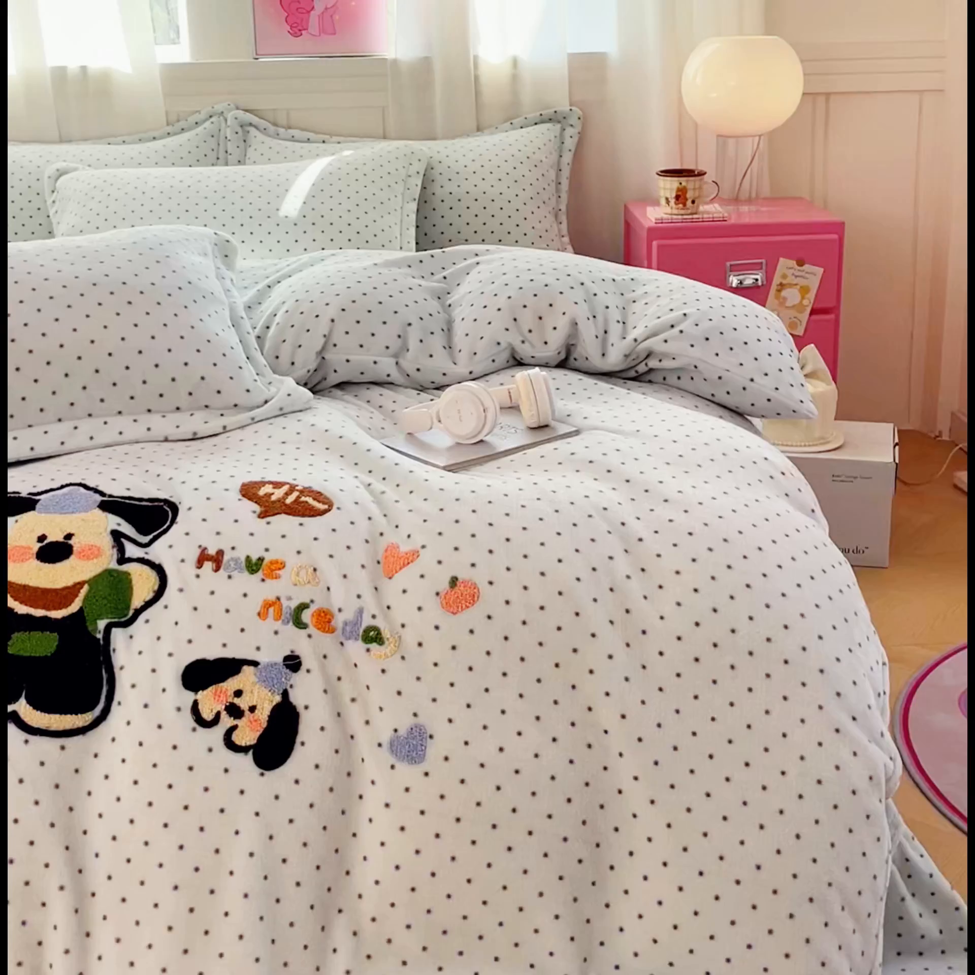 91家纺网 家纺一手货源 找家纺 （总）梦可莱家居 2025新款牛奶绒奶油系列印加绣床盖四件套