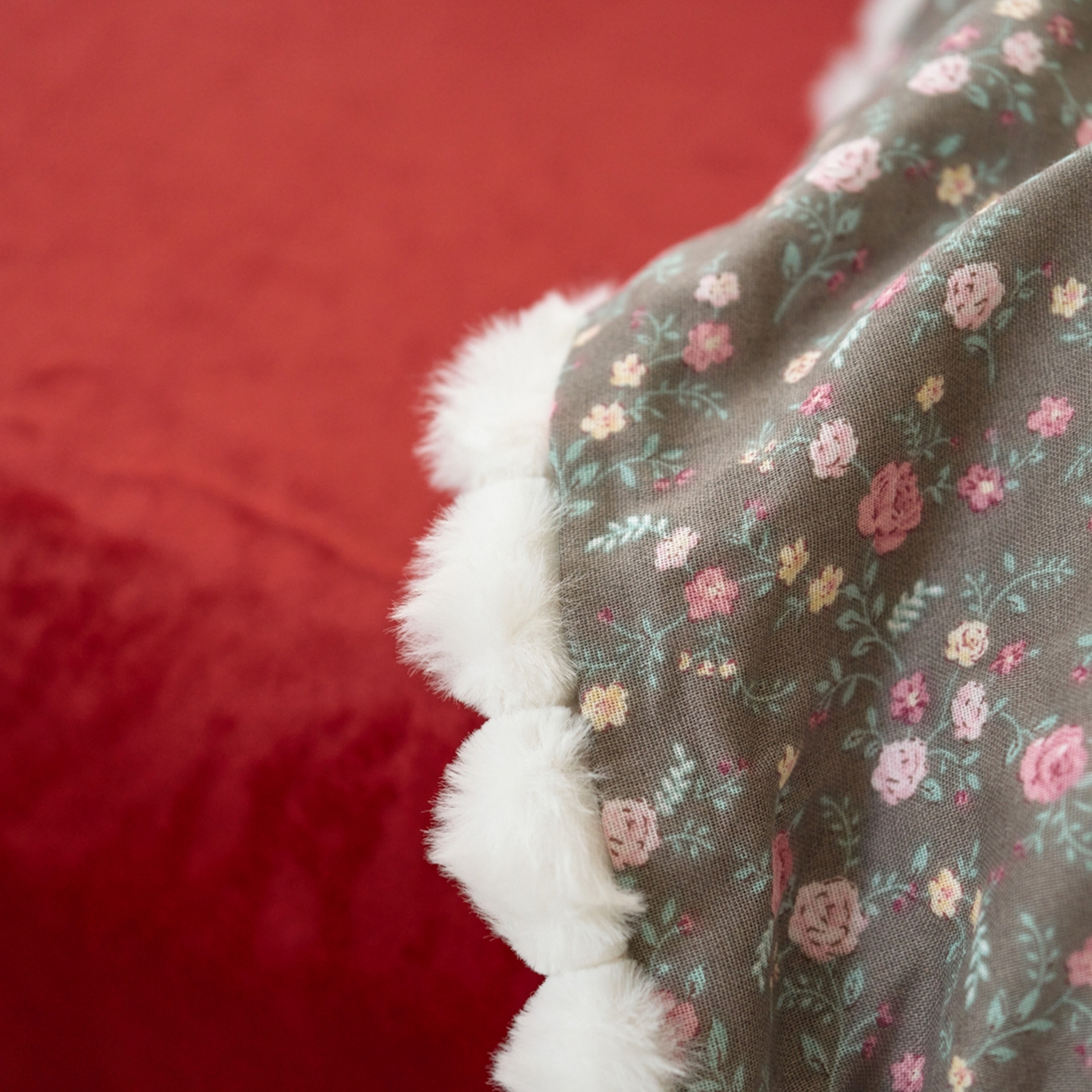 91家纺网 家纺一手货源 找家纺 （总）洋铭区（原狠狠爱） 2025秋冬双层纱毛球球+豆豆绒四件套系列