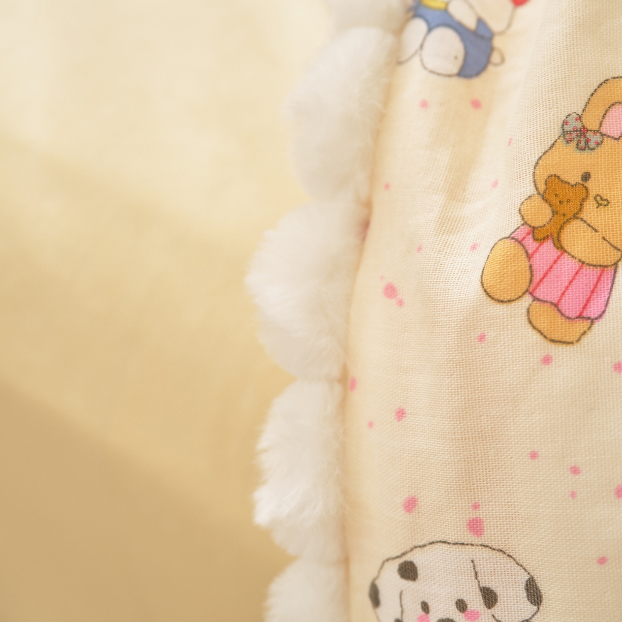 91家纺网 家纺一手货源 找家纺 洋铭区（原狠狠爱） 2025秋冬双层纱毛球球+豆豆绒四件套系列 萌趣宝宝