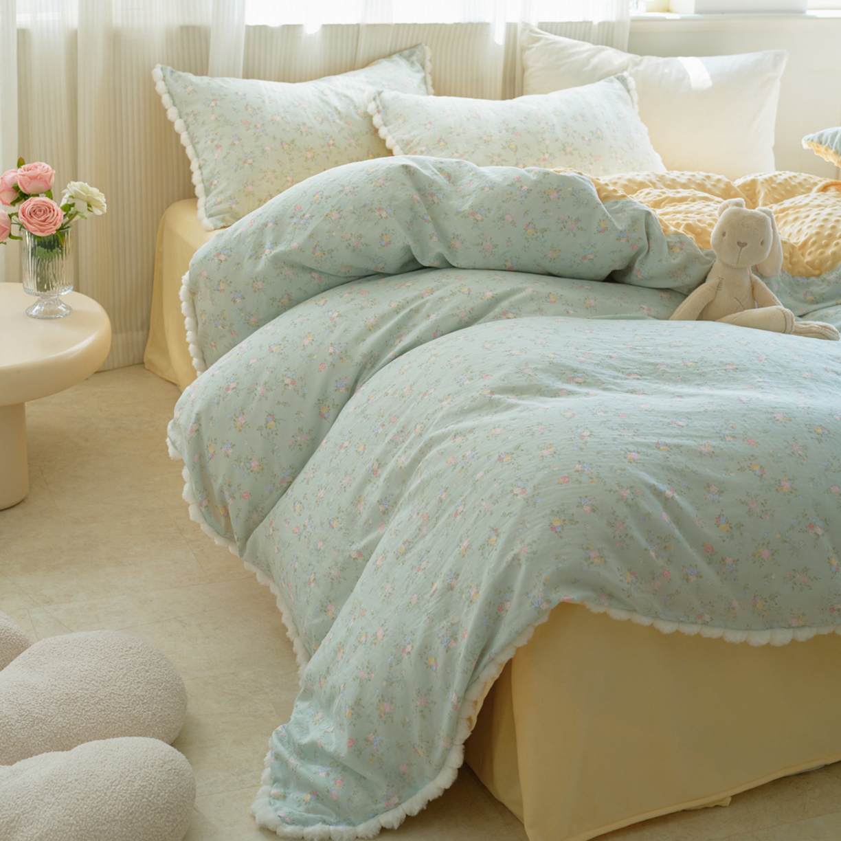 91家纺网 家纺一手货源 找家纺 洋铭区（原狠狠爱） 2025秋冬双层纱毛球球+豆豆绒四件套系列 水仙绿花