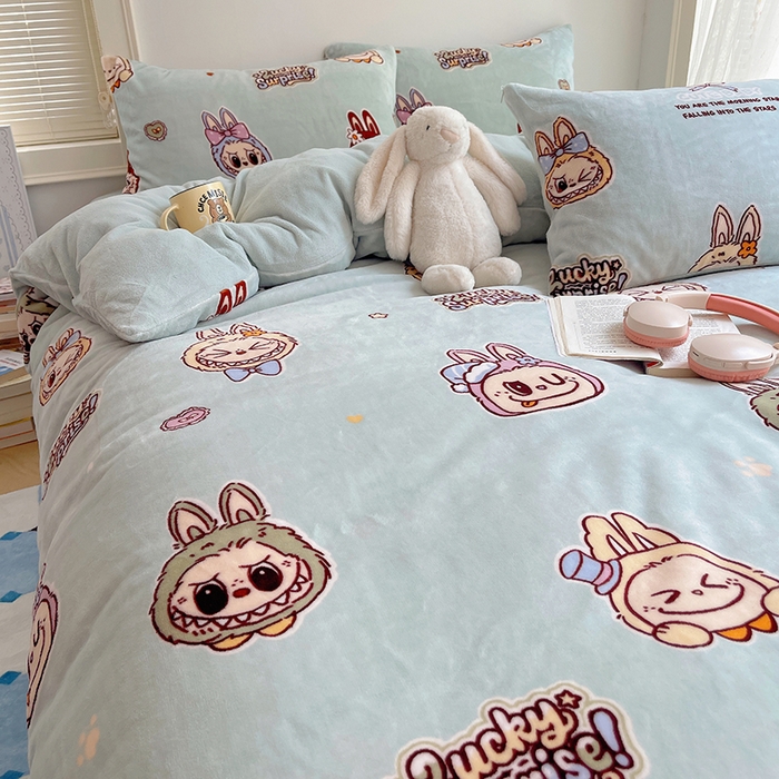 91家纺网 家纺一手货源 找家纺 yyds网供 2025新款牛奶绒印花四件套卡通花卉萌趣三件套加厚保暖裸睡治愈防静电 拉布精灵