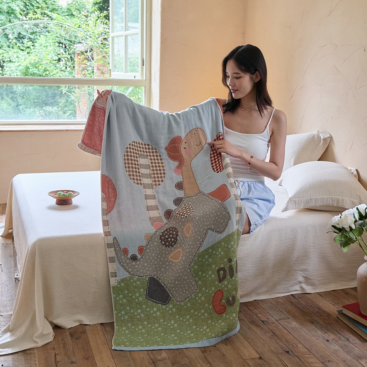 91家纺网 家纺一手货源 找家纺 沐瑟家纺 2025新款卡通A类全棉四层纱布浴巾加大毛巾-第五组 小恐龙 150*75cm