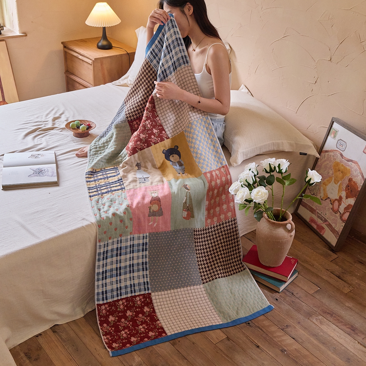 91家纺网 家纺一手货源 找家纺 沐瑟家纺 2025新款卡通A类全棉四层纱布浴巾加大毛巾-第五组 贴布熊 150*75cm