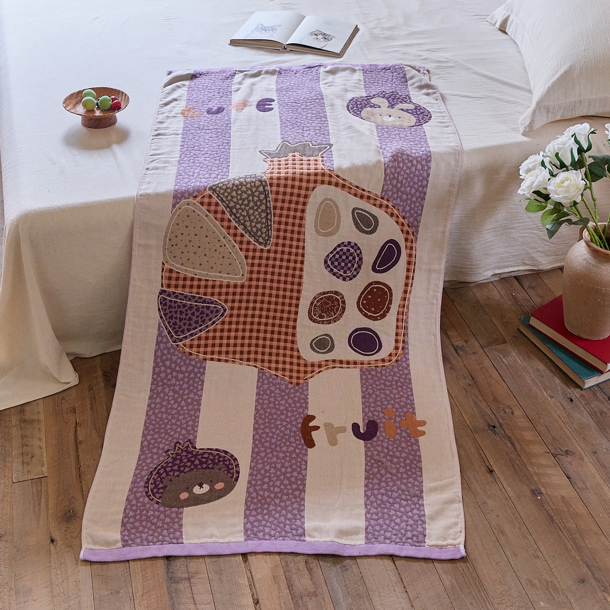 91家纺网 家纺一手货源 找家纺 沐瑟家纺 2025新款卡通A类全棉四层纱布浴巾加大毛巾-第五组 石榴 150*75cm