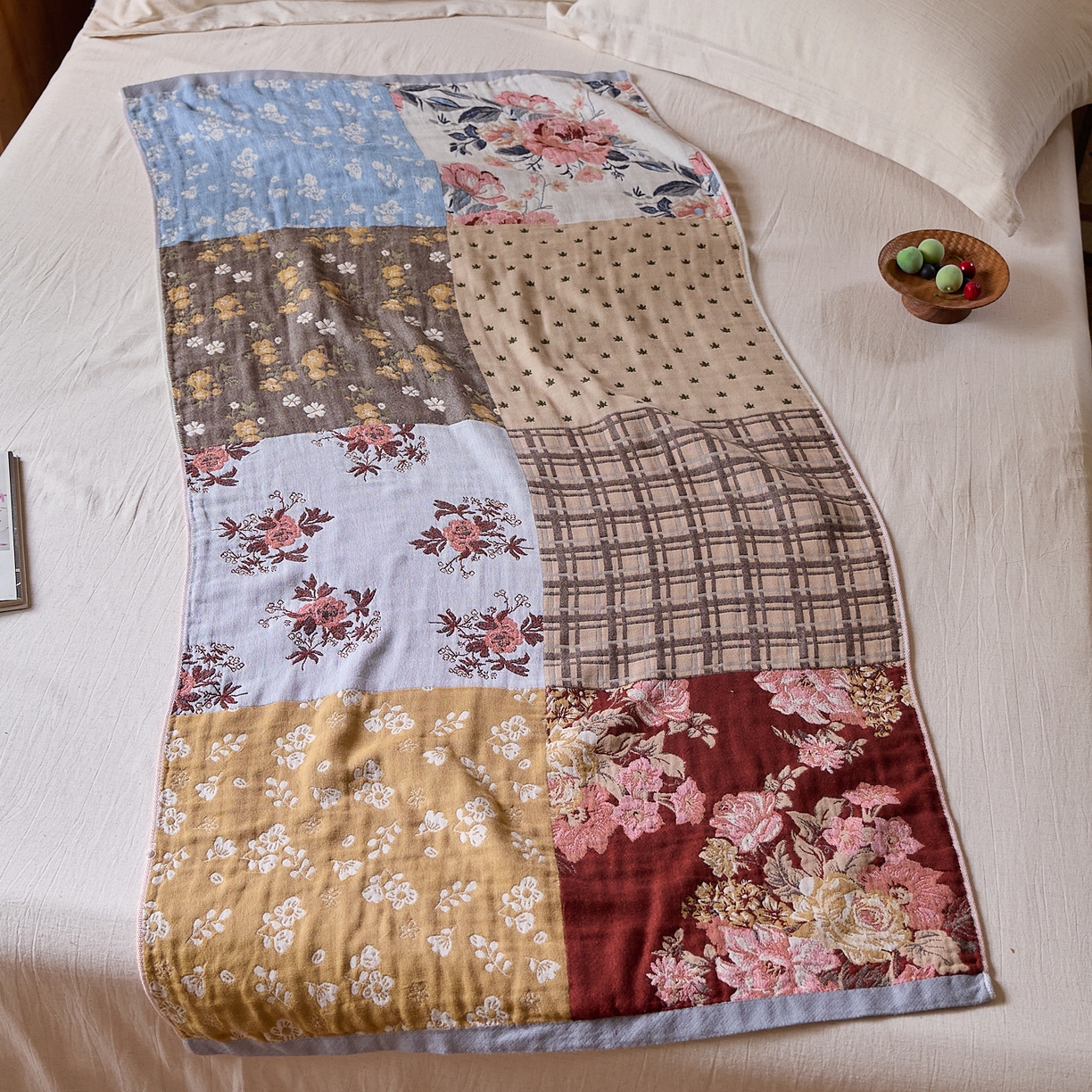 91家纺网 家纺一手货源 找家纺 沐瑟家纺 2025新款卡通A类全棉四层纱布浴巾加大毛巾-第五组 韩版花 150*75cm