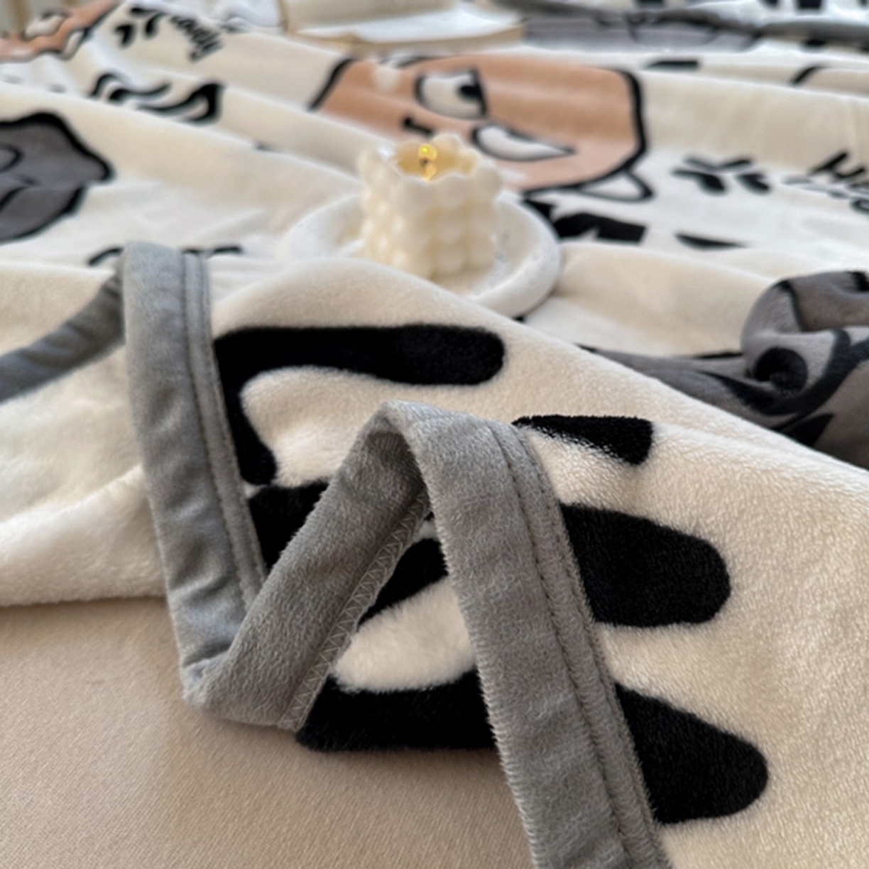 91家纺网 家纺一手货源 找家纺 宅部落 2025新款牛奶绒印花毛毯毯子300克云貂绒盖毯 愤怒的小煤球