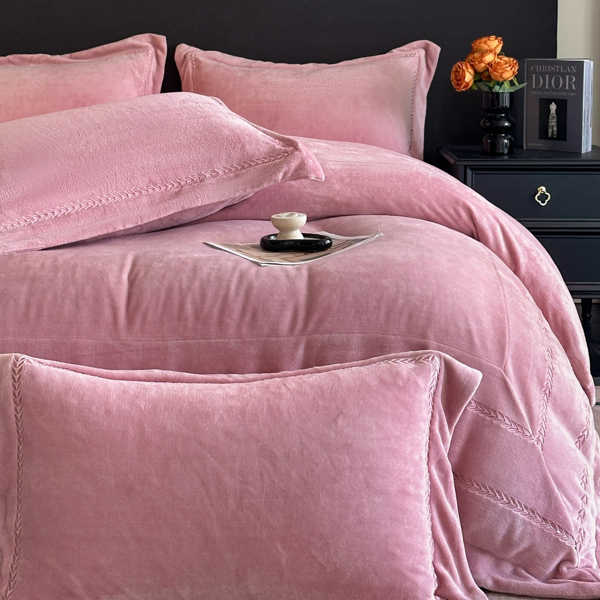 91家纺网 家纺一手货源 找家纺 苏源家居 2025新款加厚牛奶绒大拼角刺绣冬款四件套-麦穗绒 麦穗-豆沙