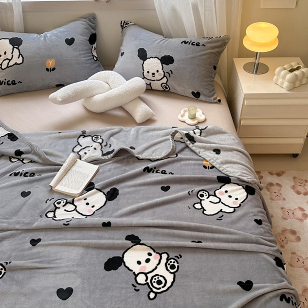 91家纺网 家纺一手货源 找家纺 宅部落 2025新款牛奶绒印花毛毯毯子300克云貂绒盖毯 快乐小汪汪