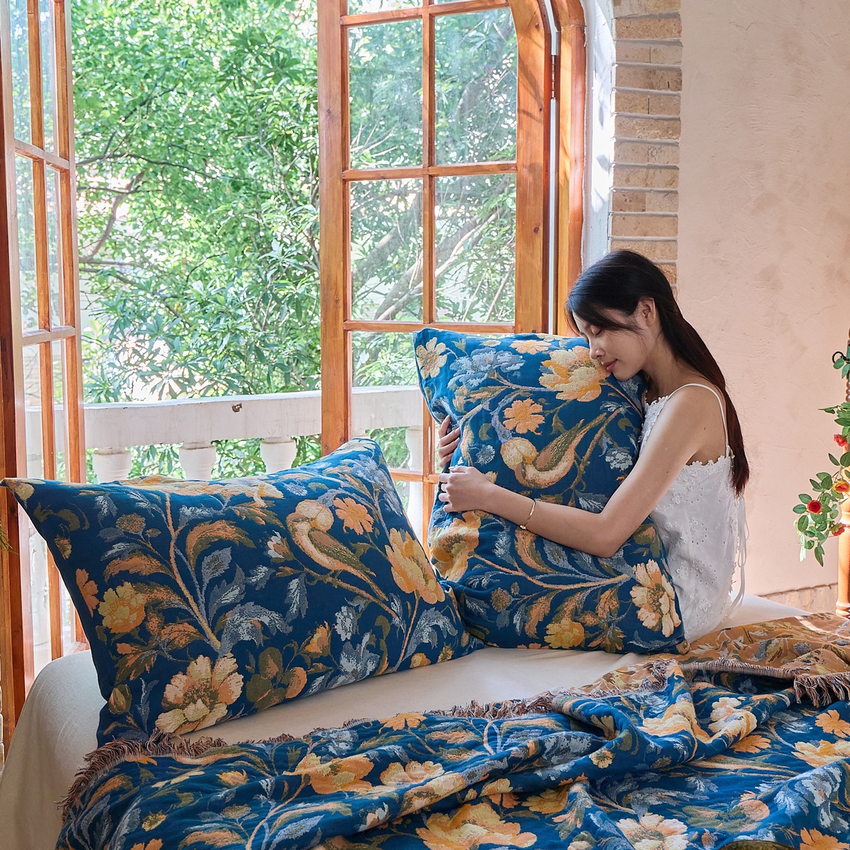 91家纺网 家纺一手货源 找家纺 沐瑟家纺 2025新款亲肤柔软全棉纱布中国风盖毯毯子 翠影鸟-蓝色