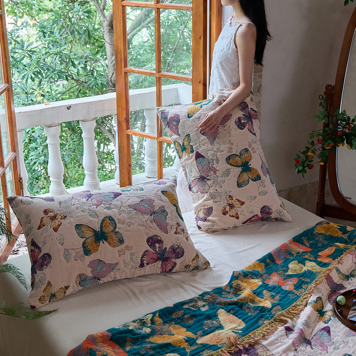 91家纺网 家纺一手货源 找家纺 沐瑟家纺 2025新款亲肤柔软全棉纱布中国风盖毯毯子 蝶语-绿