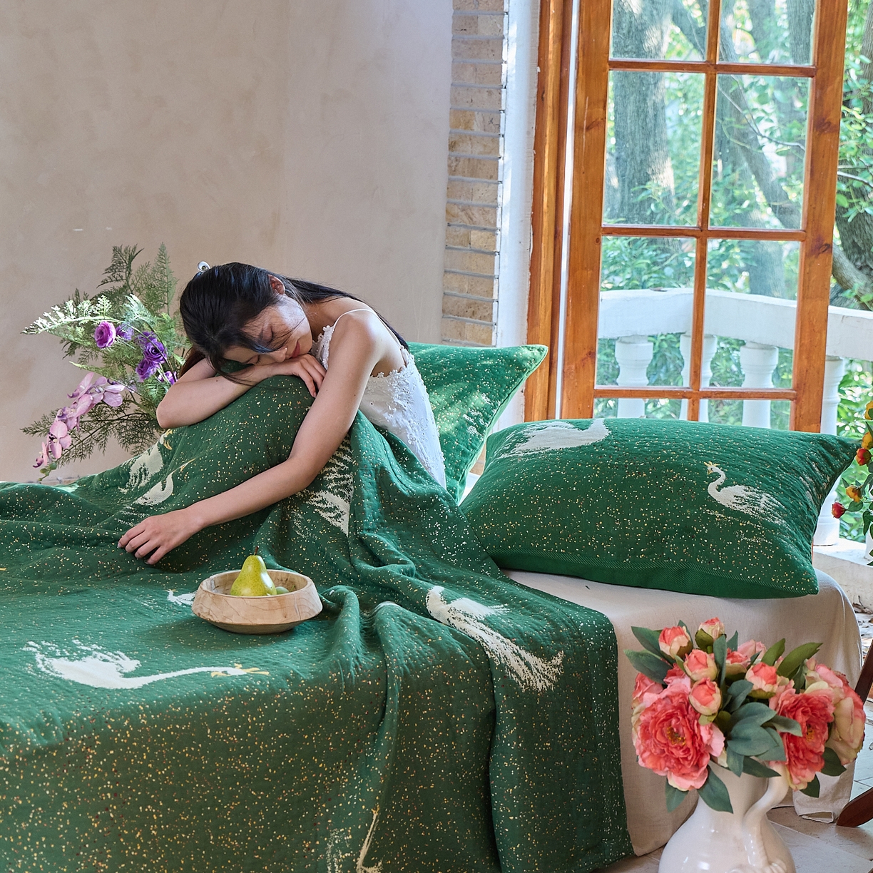 91家纺网 家纺一手货源 找家纺 沐瑟家纺 2025新款全棉纱布细纱布大床盖毯子床盖三件套LV系列 小天鹅-绿