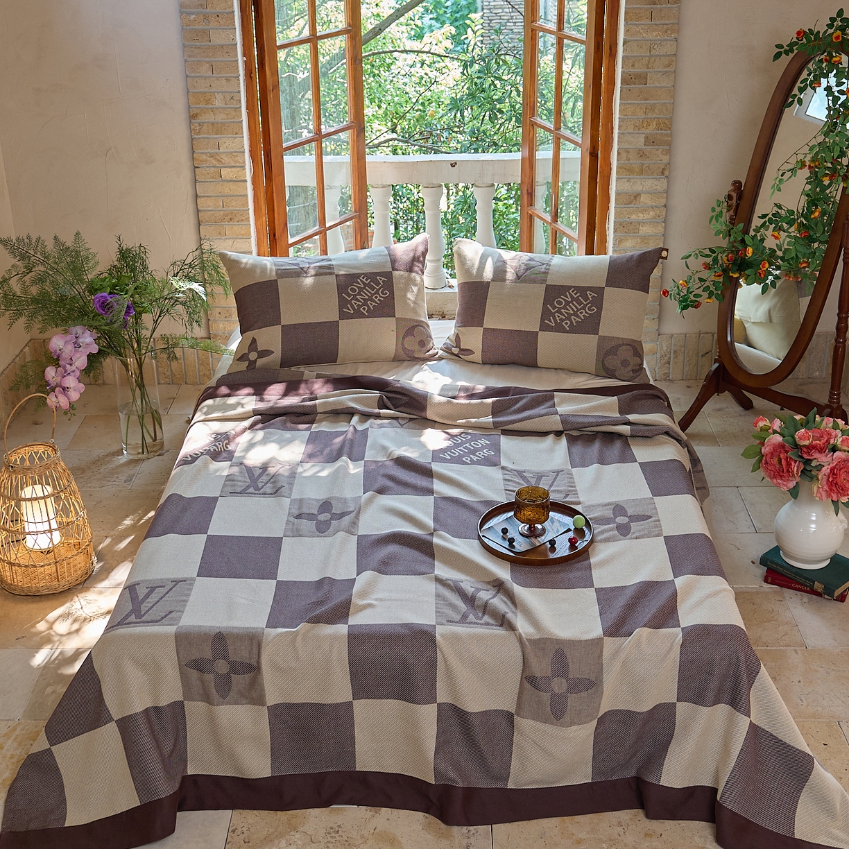 91家纺网 家纺一手货源 找家纺 （总）沐瑟家纺 2025新款全棉纱布细纱布大床盖毯子床盖三件套LV系列