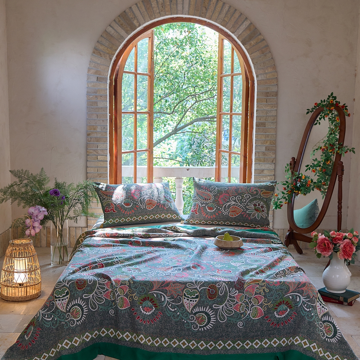 91家纺网 家纺一手货源 找家纺 沐瑟家纺 2025新款全棉纱布细纱布大床盖毯子床盖三件套LV系列 春意浓