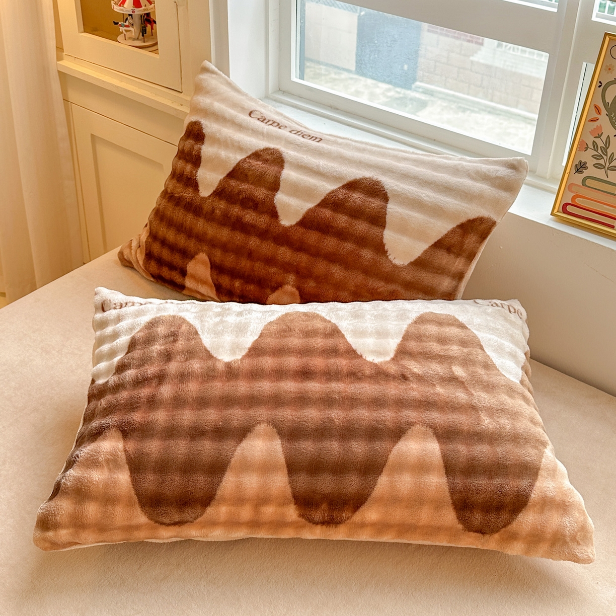 91家纺网 家纺一手货源 找家纺 （总）N先生+V 13814689556 发大图/买家秀 2025新款高克重牛奶绒泡泡单品枕套系列