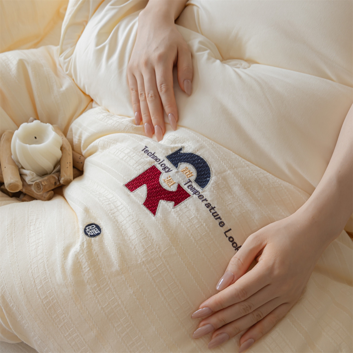 91家纺网 家纺一手货源 找家纺 （总）梵克保罗 2025新品提花锁温秋冬被/被芯/冬被/跨境外贸