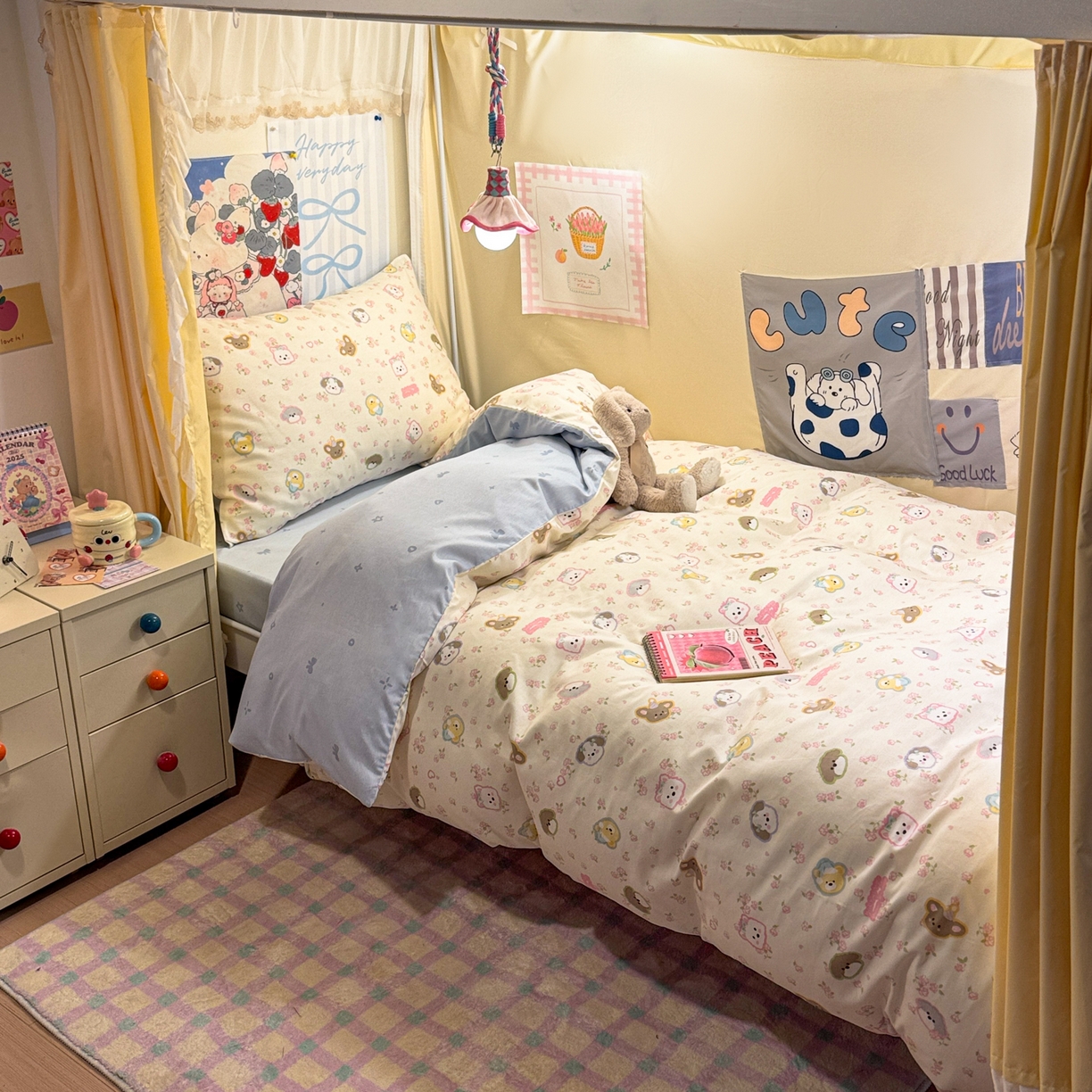 91家纺网 家纺一手货源 找家纺 （总）简宜家居（朝初家纺） 2025新款全棉12868斜纹卡通花卉学生三件套四件套