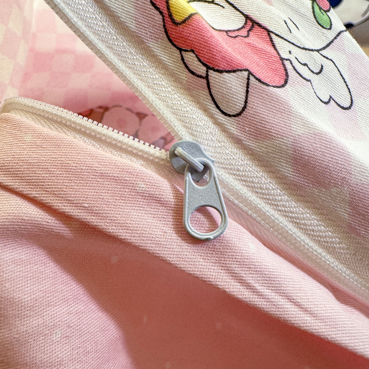 91家纺网 家纺一手货源 找家纺 （总）简宜家居（朝初家纺） 2025新款全棉12868斜纹卡通花卉学生三件套四件套