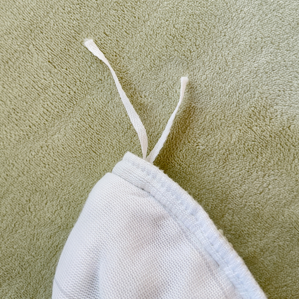 91家纺网 家纺一手货源 找家纺 KA家纺 2025新款冬双层蕾丝花边雕花牛奶绒床裙款四件套 郁郁葱葱