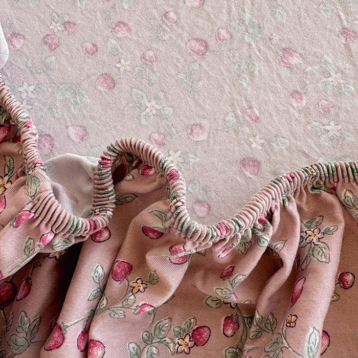 91家纺网 家纺一手货源 找家纺 （总）卢赛尔 2025新款水洗珍珠棉皱皱纱印花床笠