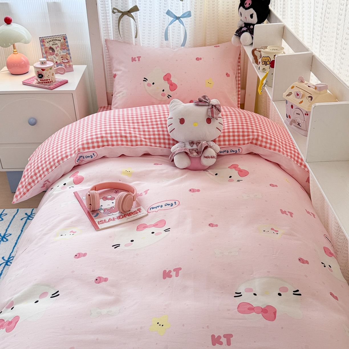 91家纺网 家纺一手货源 找家纺 简宜家居（朝初家纺） 2025新款全棉12868斜纹卡通花卉学生三件套四件套 粉色猫-小格