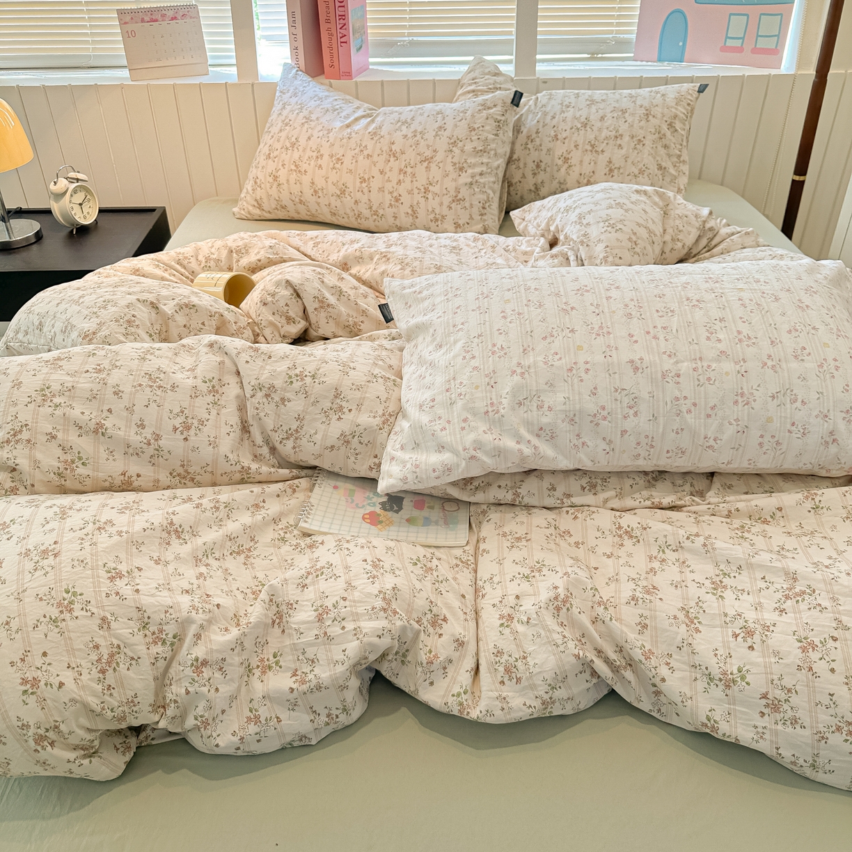 91家纺网 家纺一手货源 找家纺 多乐家纺 2025新款秋冬韩系花卉舒柔棉印花四件套 春日