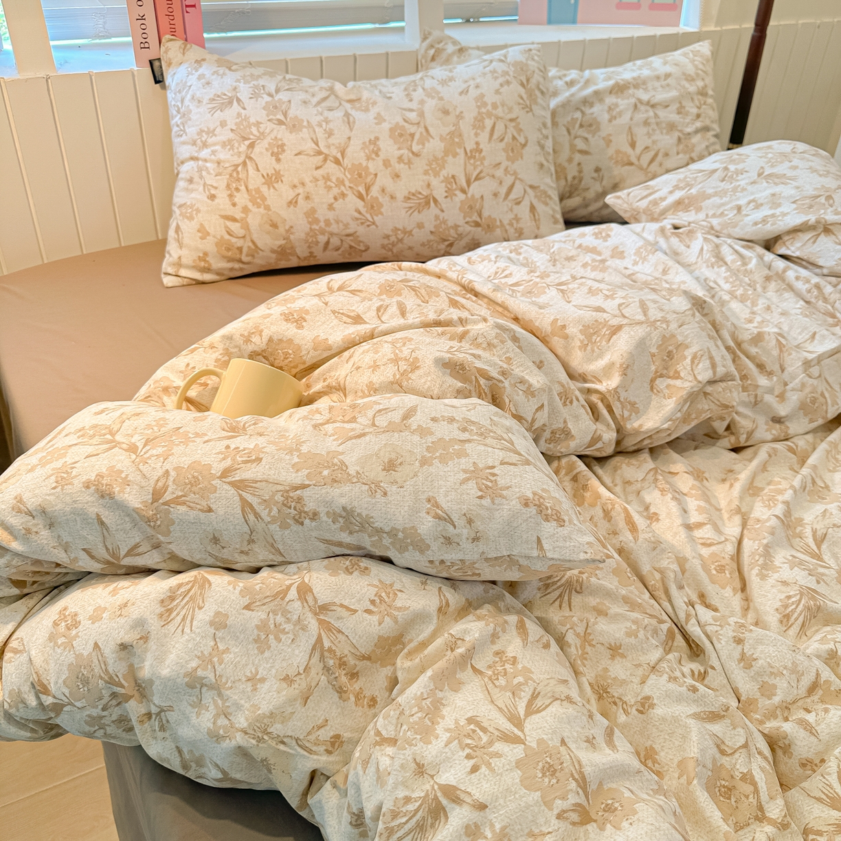 91家纺网 家纺一手货源 找家纺 多乐家纺 2025新款秋冬韩系花卉舒柔棉印花四件套 茶颜悦色-黄