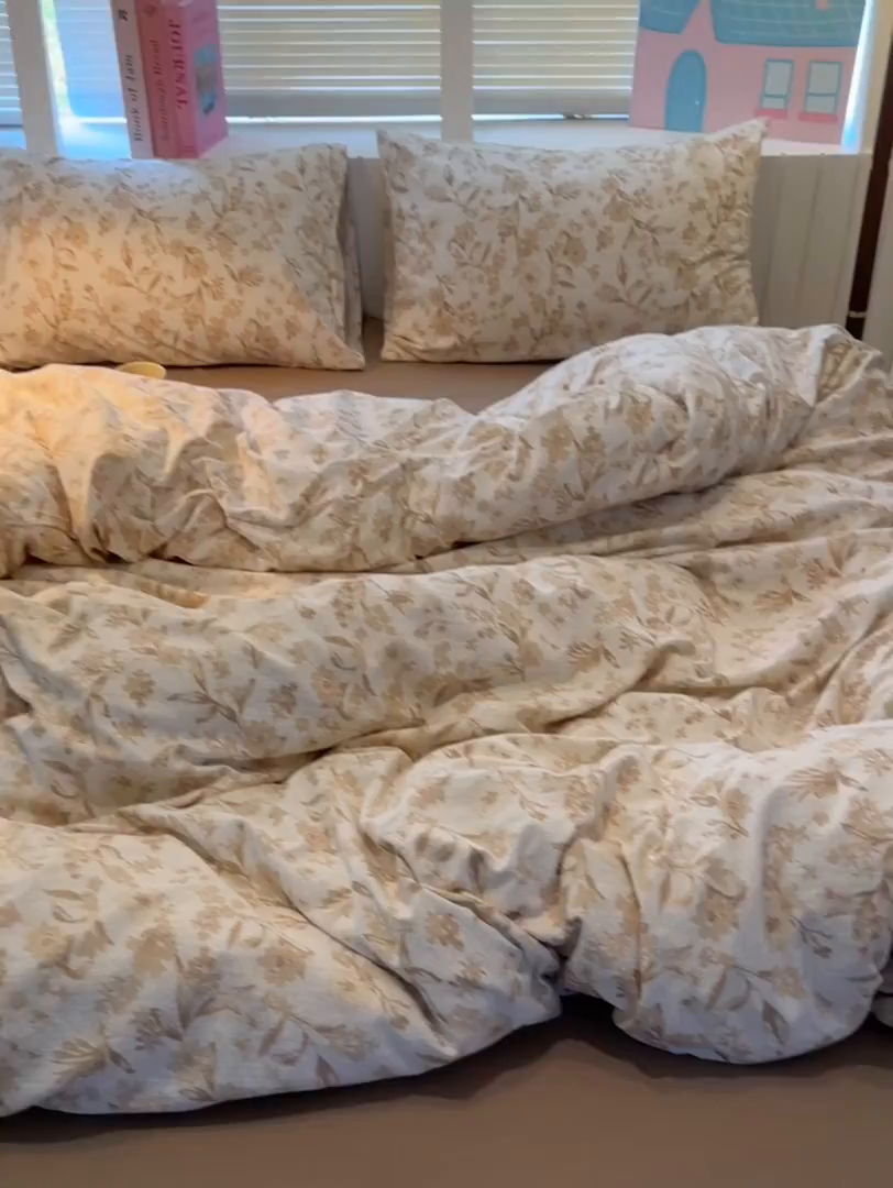 91家纺网 家纺一手货源 找家纺 多乐家纺 2025新款秋冬韩系花卉舒柔棉印花四件套 茶颜悦色-黄