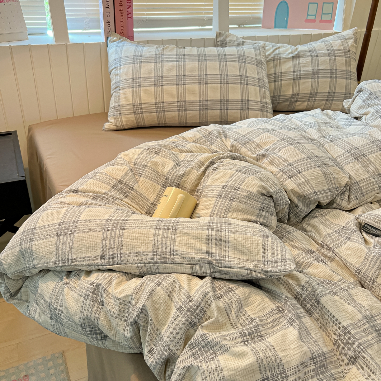 91家纺网 家纺一手货源 找家纺 多乐家纺 2025新款秋冬韩系花卉舒柔棉印花四件套 山野灰