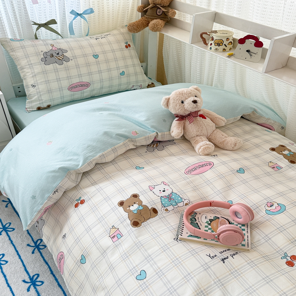 91家纺网 家纺一手货源 找家纺 简宜家居（朝初家纺） 2025新款全棉12868斜纹卡通花卉学生三件套四件套 萌宠格子铺