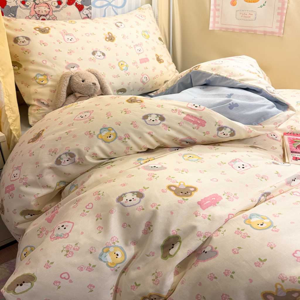 91家纺网 家纺一手货源 找家纺 简宜家居（朝初家纺） 2025新款全棉12868斜纹卡通花卉学生三件套四件套 萌友聚会