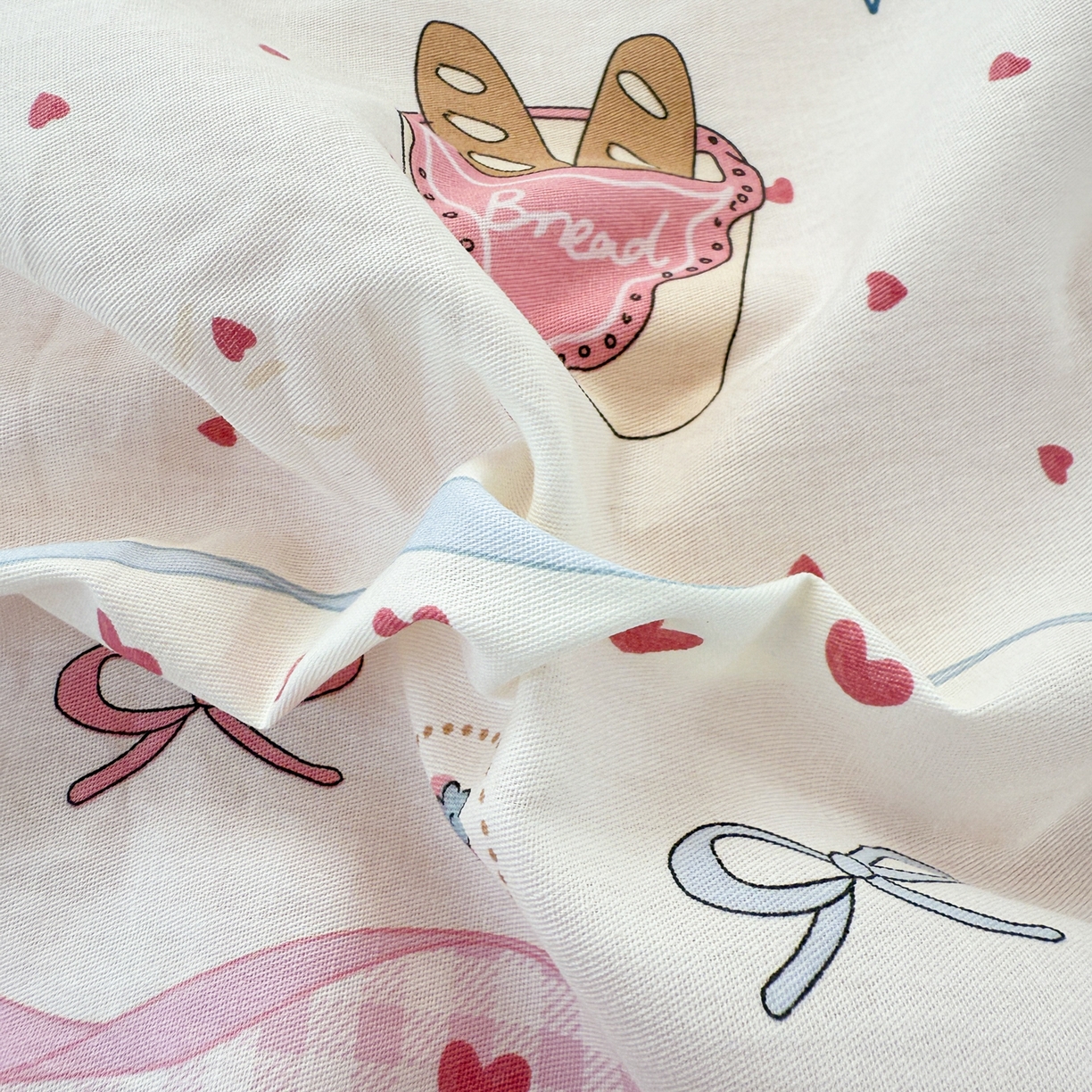 91家纺网 家纺一手货源 找家纺 简宜家居（朝初家纺） 2025新款全棉12868斜纹卡通花卉学生三件套四件套 甜心萌犬