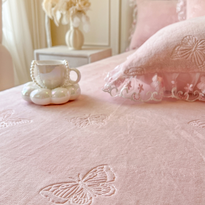 91家纺网 家纺一手货源 找家纺 （总）网红馆（ck家纺） 2025新款牛奶绒刺绣四件套-蝴蝶纷飞系列