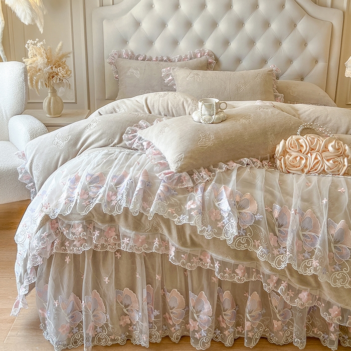 91家纺网 家纺一手货源 找家纺 网红馆（ck家纺） 2025新款牛奶绒刺绣四件套-蝴蝶纷飞系列 蝴蝶纷飞-咖