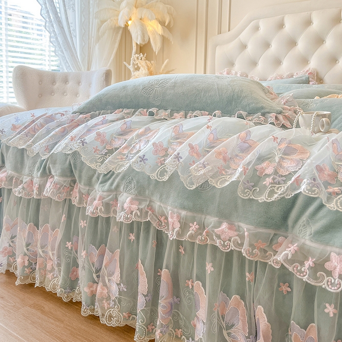 91家纺网 家纺一手货源 找家纺 网红馆（ck家纺） 2025新款牛奶绒刺绣四件套-蝴蝶纷飞系列 蝴蝶纷飞-绿