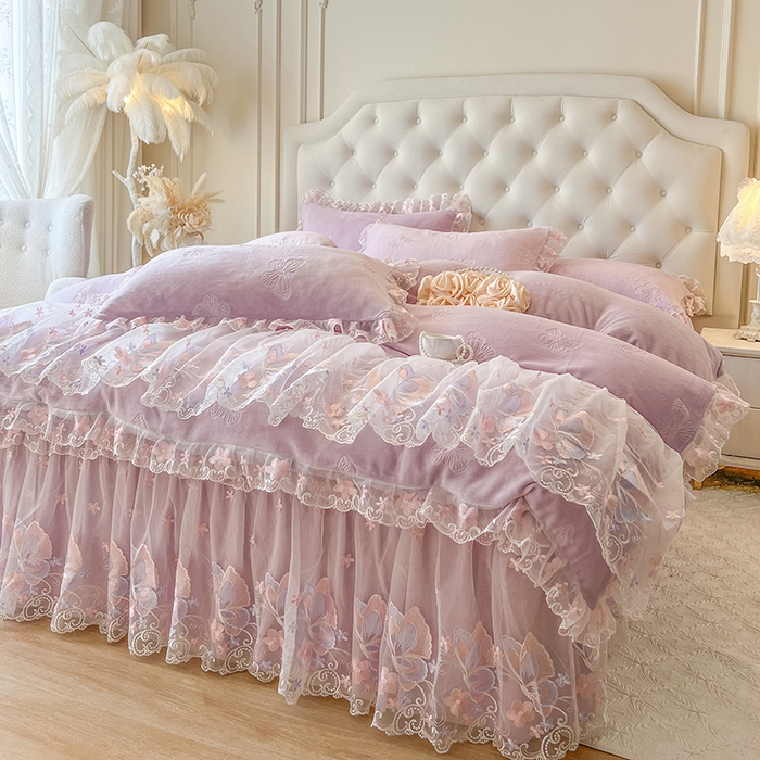 91家纺网 家纺一手货源 找家纺 网红馆（ck家纺） 2025新款牛奶绒刺绣四件套-蝴蝶纷飞系列 蝴蝶纷飞-紫