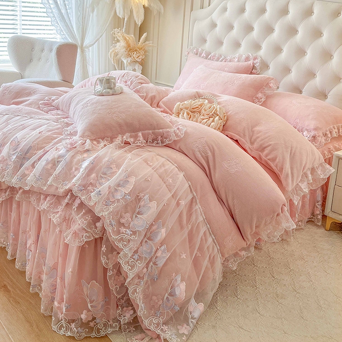 网红馆（ck家纺） 2025新款牛奶绒刺绣四件套-蝴蝶纷飞系列 蝴蝶纷飞-粉