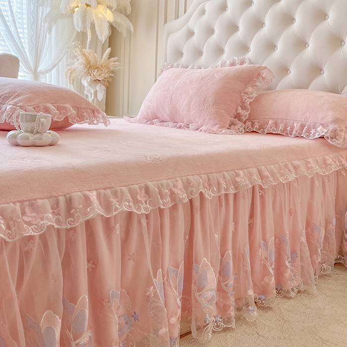 91家纺网 家纺一手货源 找家纺 （总）网红馆（ck家纺） 2025新款牛奶绒刺绣单床裙 床裙单件-蝴蝶纷飞系列