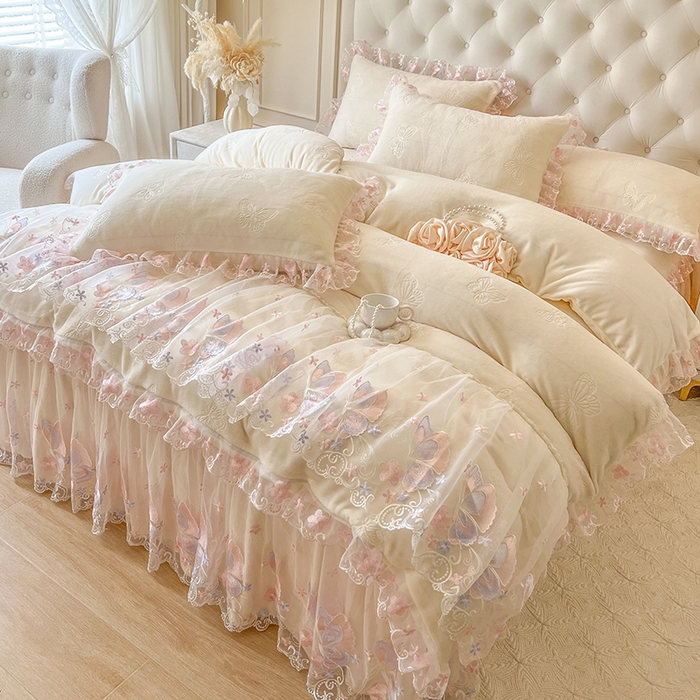 91家纺网 家纺一手货源 找家纺 网红馆（ck家纺） 2025新款牛奶绒刺绣单床裙 床裙单件-蝴蝶纷飞系列 蝴蝶纷飞-米