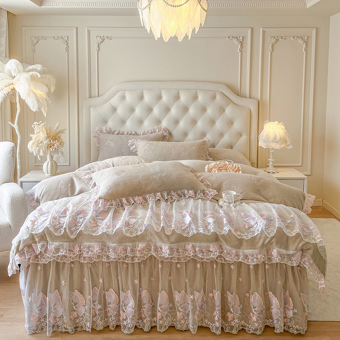 91家纺网 家纺一手货源 找家纺 网红馆（ck家纺） 2025新款牛奶绒刺绣单床裙 床裙单件-蝴蝶纷飞系列 蝴蝶纷飞-咖