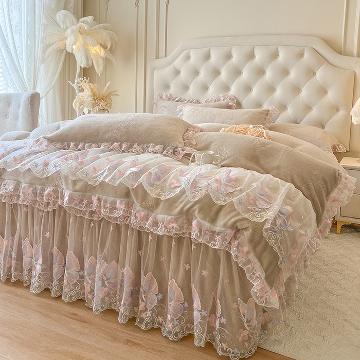 91家纺网 家纺一手货源 找家纺 网红馆（ck家纺） 2025新款牛奶绒刺绣单床裙 床裙单件-蝴蝶纷飞系列 蝴蝶纷飞-咖