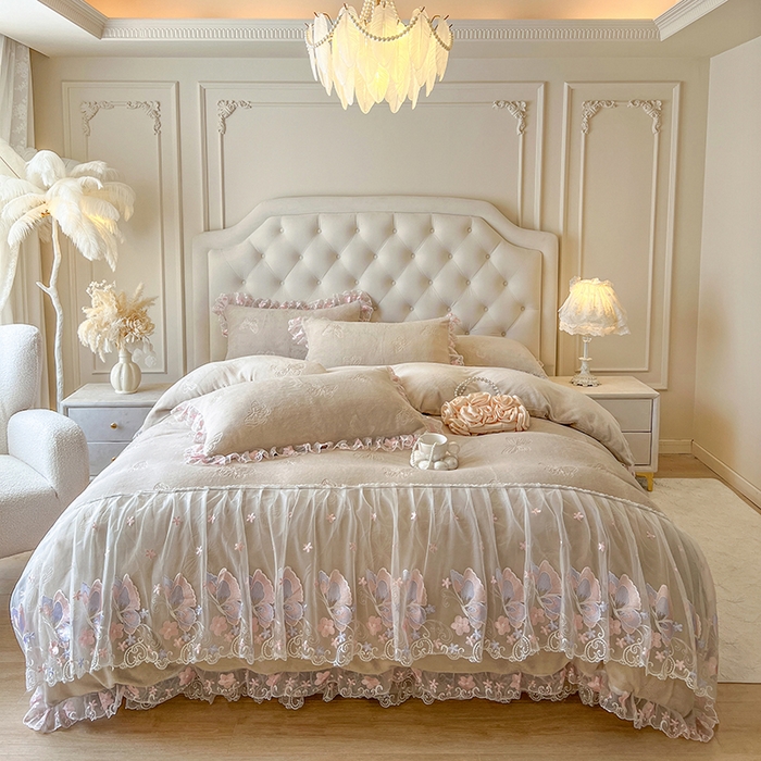 91家纺网 家纺一手货源 找家纺 网红馆（ck家纺） 2025新款牛奶绒刺绣单床裙 床裙单件-蝴蝶纷飞系列 蝴蝶纷飞-咖