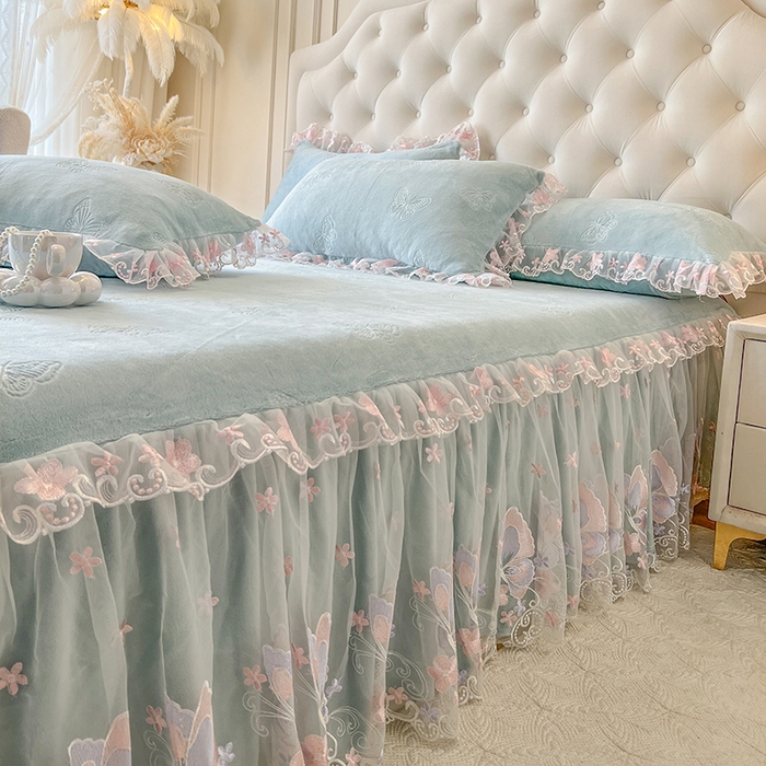 91家纺网 家纺一手货源 找家纺 网红馆（ck家纺） 2025新款牛奶绒刺绣单床裙 床裙单件-蝴蝶纷飞系列 蝴蝶纷飞-绿