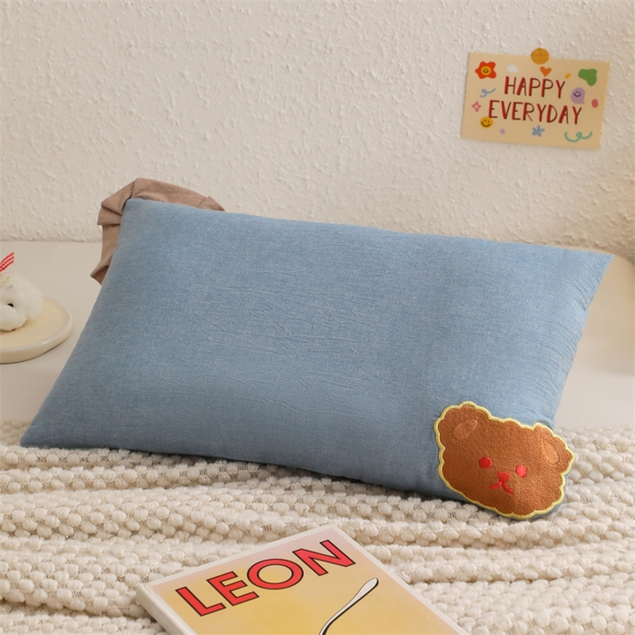 91家纺网 家纺一手货源 找家纺 大熊枕芯 2025新款水洗棉全棉刺绣儿童枕枕头枕芯 蓝色-小熊