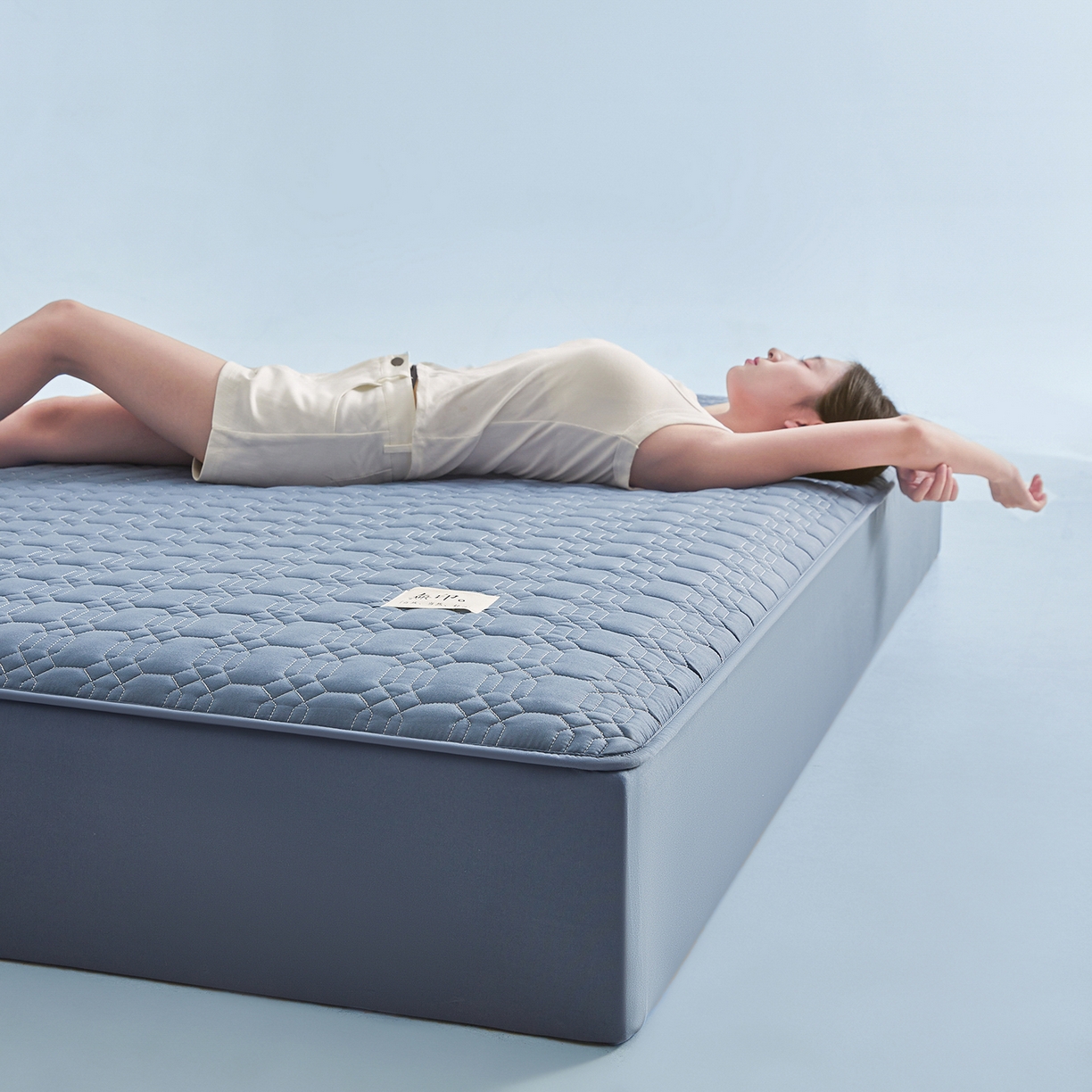 91家纺网 家纺一手货源 找家纺 曼陀罗 2025新款大豆纤维深睡床笠 静海蓝