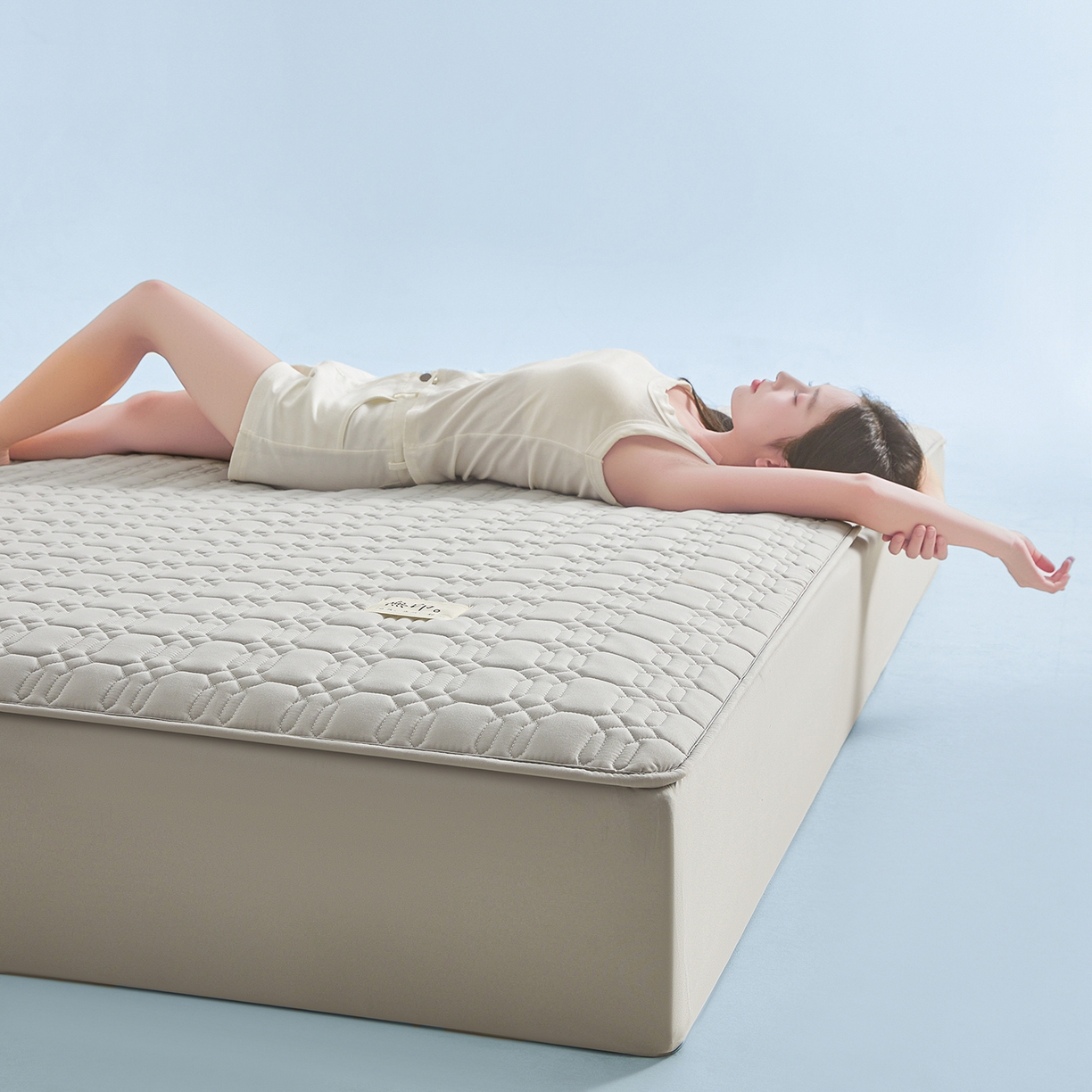 91家纺网 家纺一手货源 找家纺 曼陀罗 2025新款大豆纤维深睡床笠 星河灰