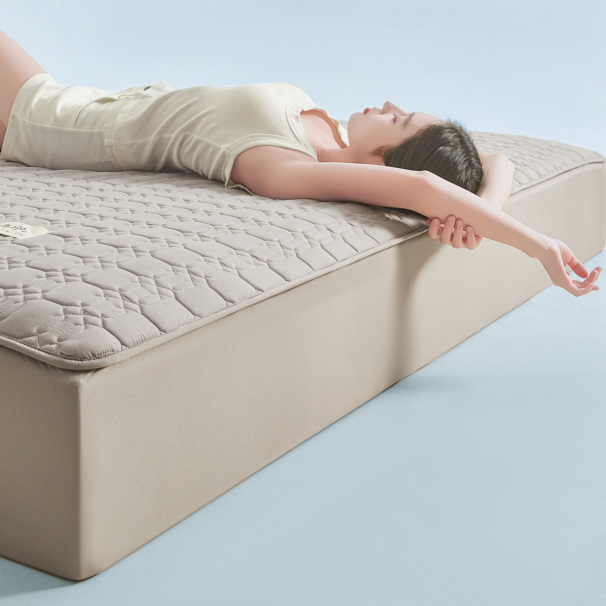 91家纺网 家纺一手货源 找家纺 曼陀罗 2025新款大豆纤维深睡床笠 月石灰