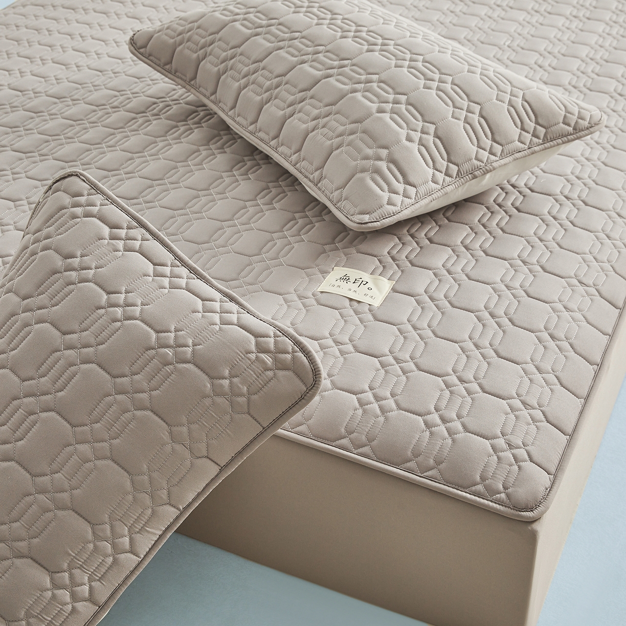 91家纺网 家纺一手货源 找家纺 曼陀罗 2025新款大豆纤维深睡床笠 月石灰