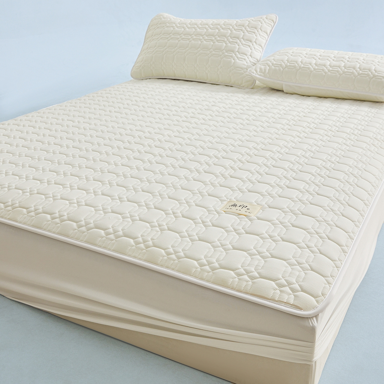 91家纺网 家纺一手货源 找家纺 曼陀罗 2025新款大豆纤维深睡床笠 天际白